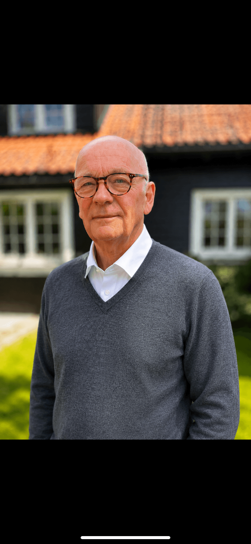 Eirik Daniel Hansen, Kontaktperson/eier